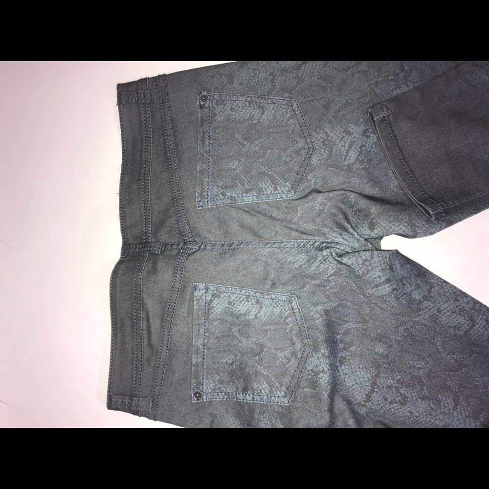 INC skinny jeans - Picture 7 of 8